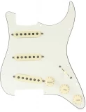 Original '57 / '62 SSS Pre-wired Stratocaster Pickguard - Parchment 3-ply
